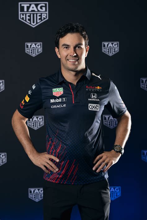 'Checo' Pérez tiene un Tag Heuer único y personalizado con